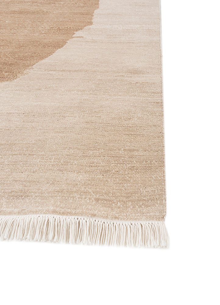 entropy ivory wool and silk hand knotted Rug - Corner