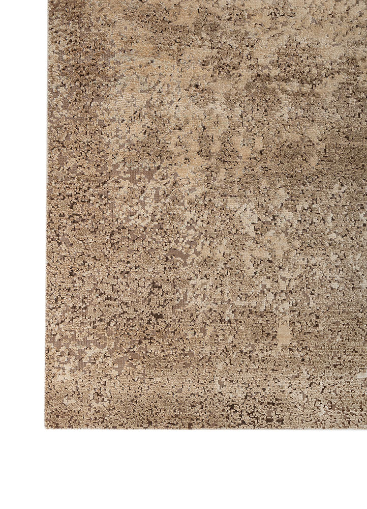 entropy ivory wool and silk hand knotted Rug - Corner