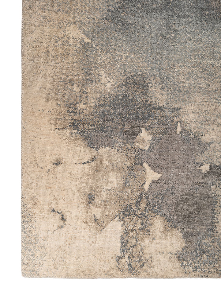 entropy ivory wool and silk hand knotted Rug - Corner