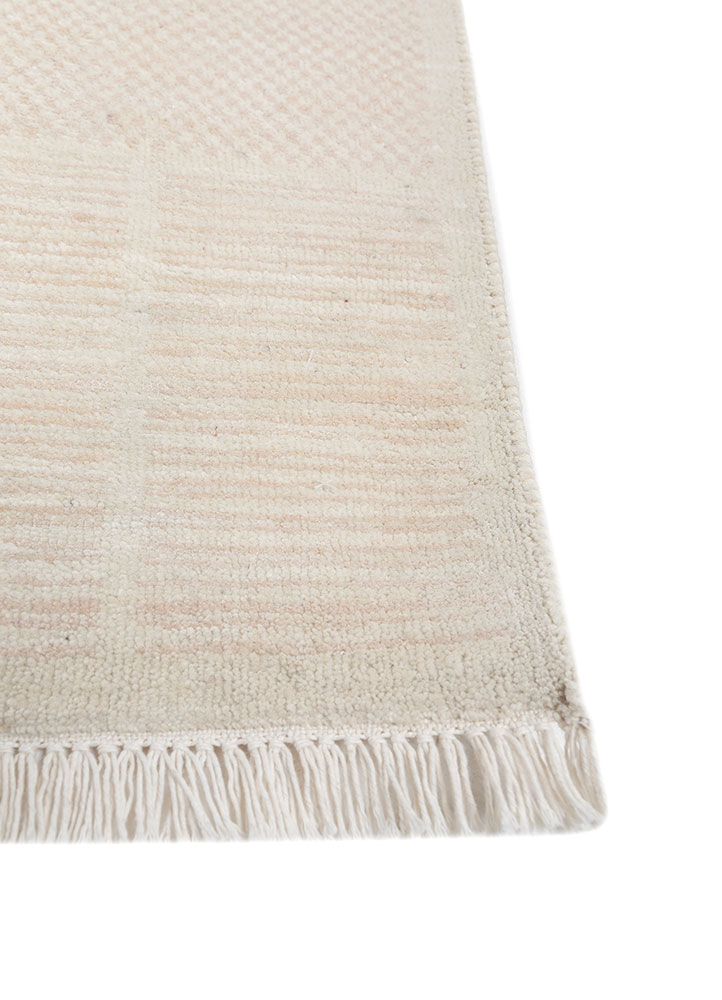 entropy ivory wool and silk hand knotted Rug - Corner