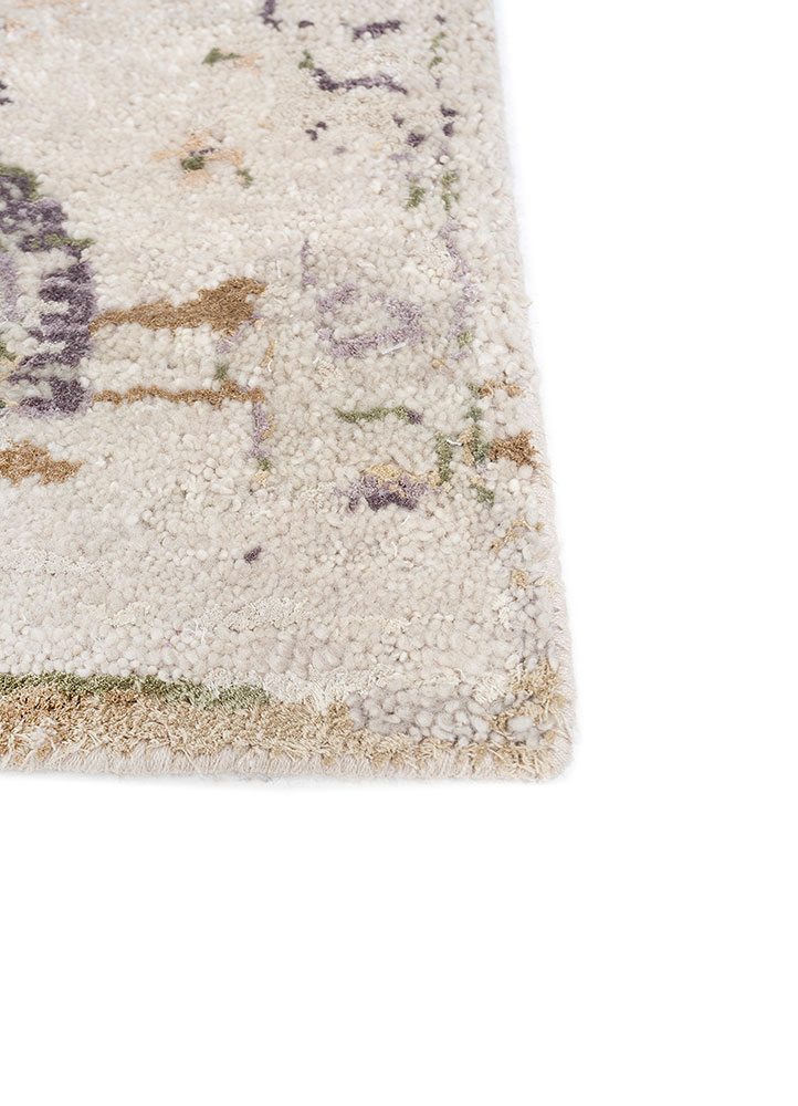 erbe ivory wool and silk hand knotted Rug - Corner