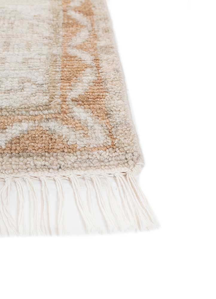 thyme ivory wool hand knotted Rug - Corner
