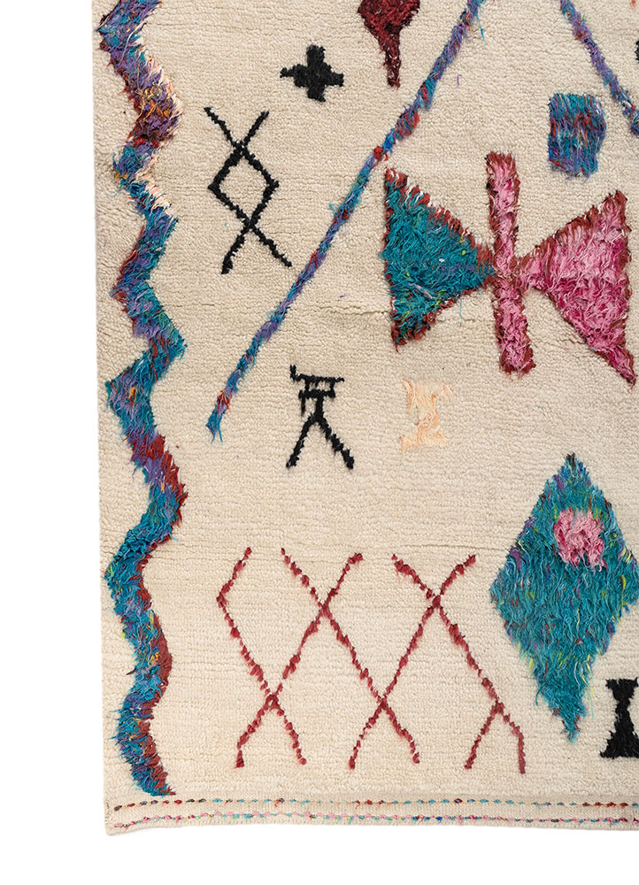 zuri ivory wool and viscose hand knotted Rug - Corner