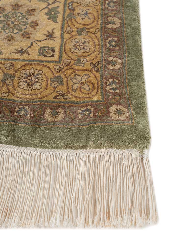 gulmarg green silk hand knotted Rug - Corner