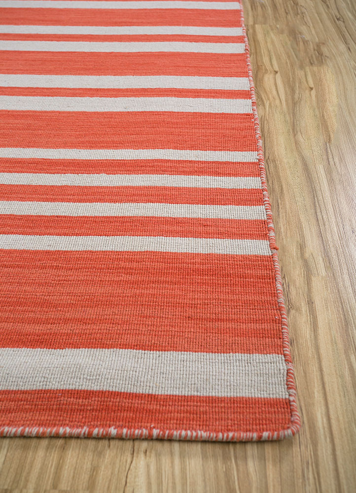 indusbar red and orange wool flat weaves Rug - Corner
