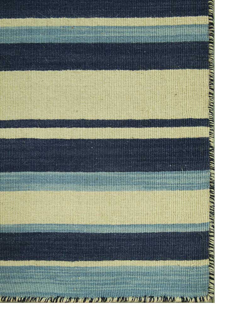 indusbar green wool flat weaves Rug - Corner