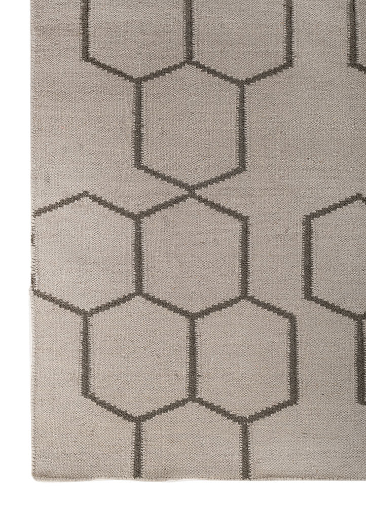 indusbar grey and black wool flat weaves Rug - Corner