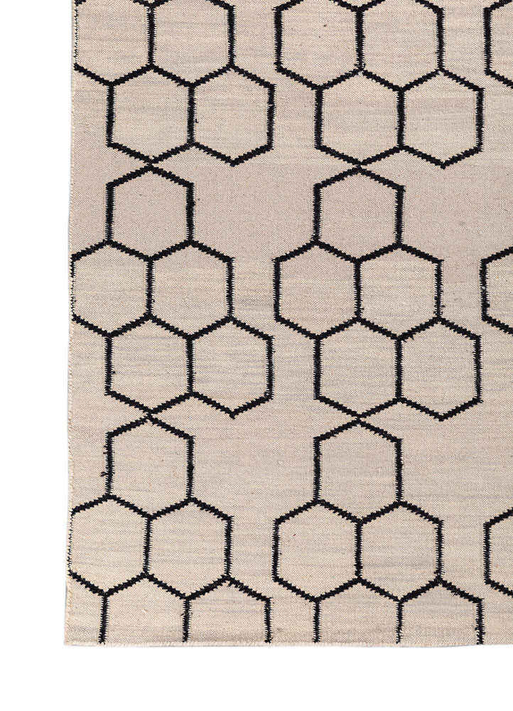 indusbar grey and black wool flat weaves Rug - Corner