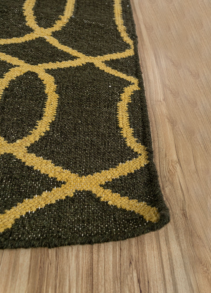 indusbar green wool flat weaves Rug - Corner