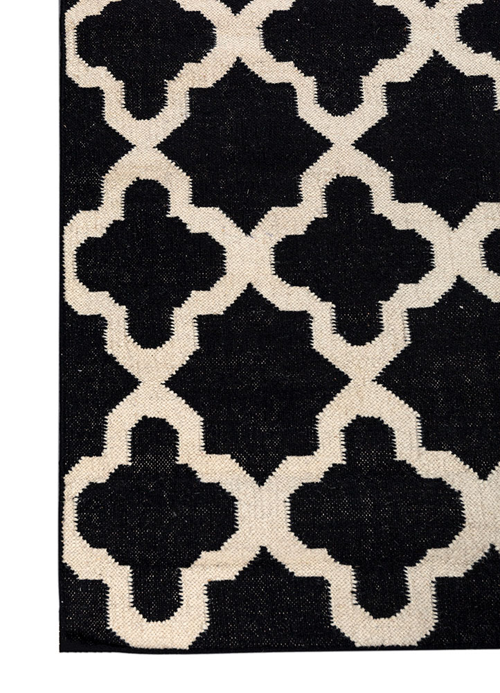 indusbar grey and black wool flat weaves Rug - Corner