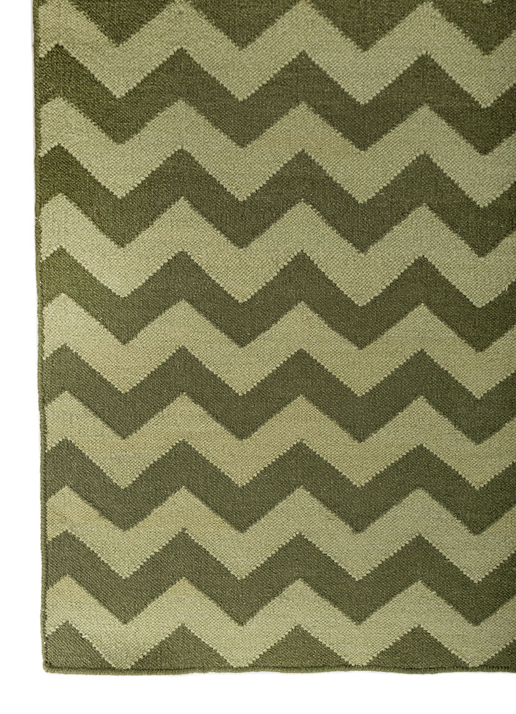 indusbar green wool flat weaves Rug - Corner