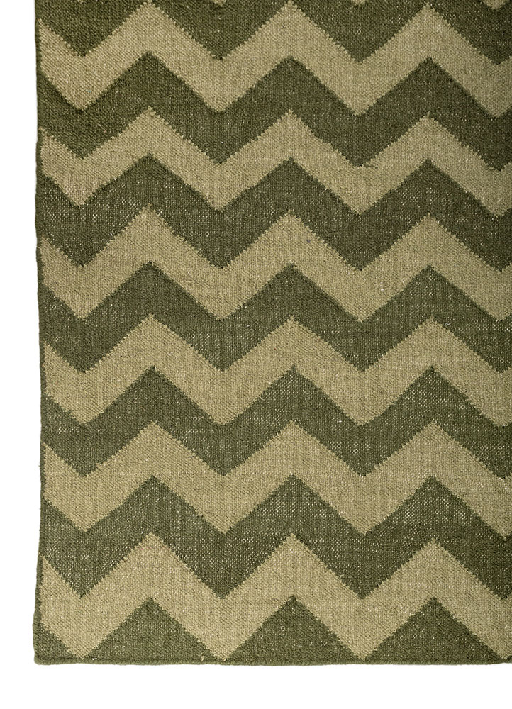 indusbar green wool flat weaves Rug - Corner
