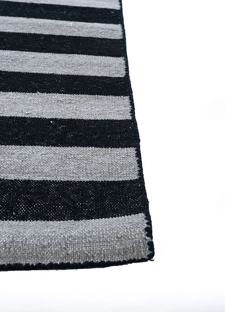 alhambra grey and black wool flat weaves Rug - Corner