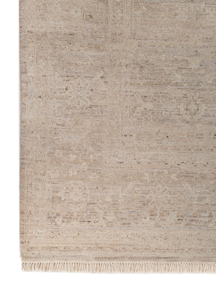 someplace in time ivory wool hand knotted Rug - Corner