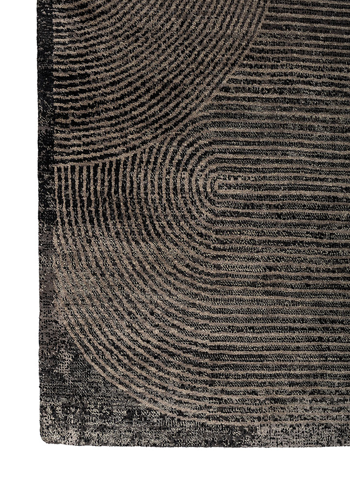 azalea grey and black wool and silk hand knotted Rug - Corner