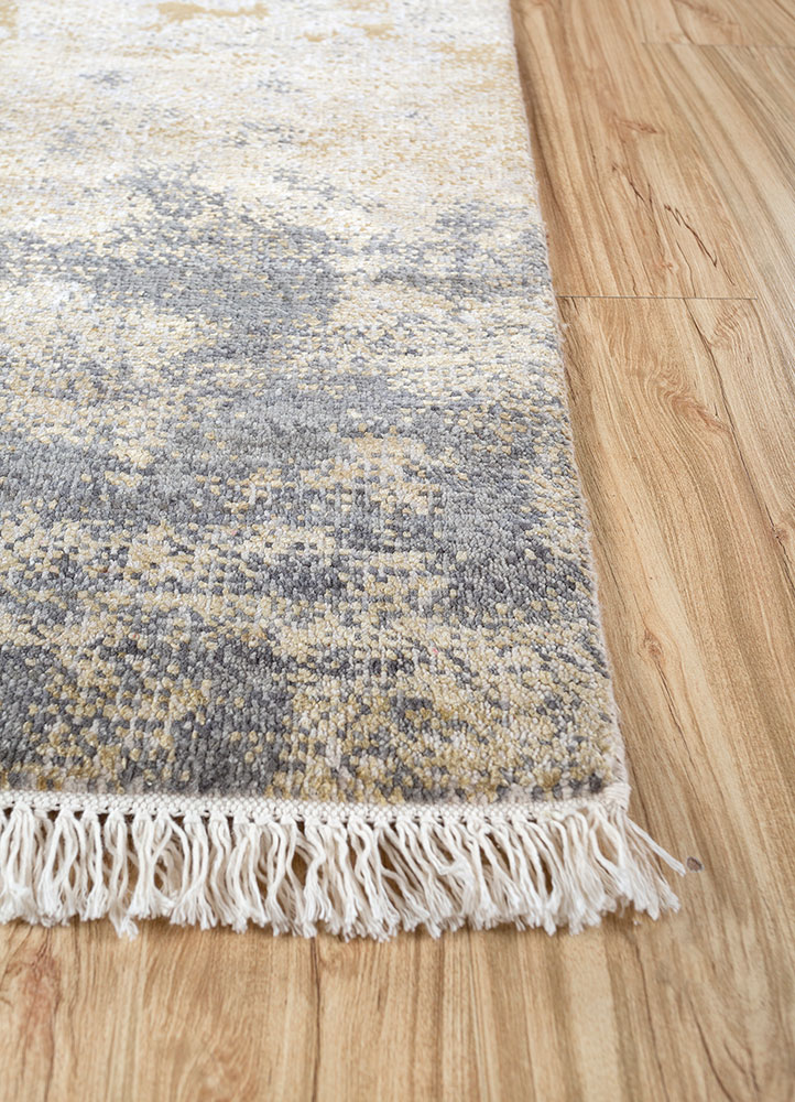 entropy ivory wool and silk hand knotted Rug - Corner
