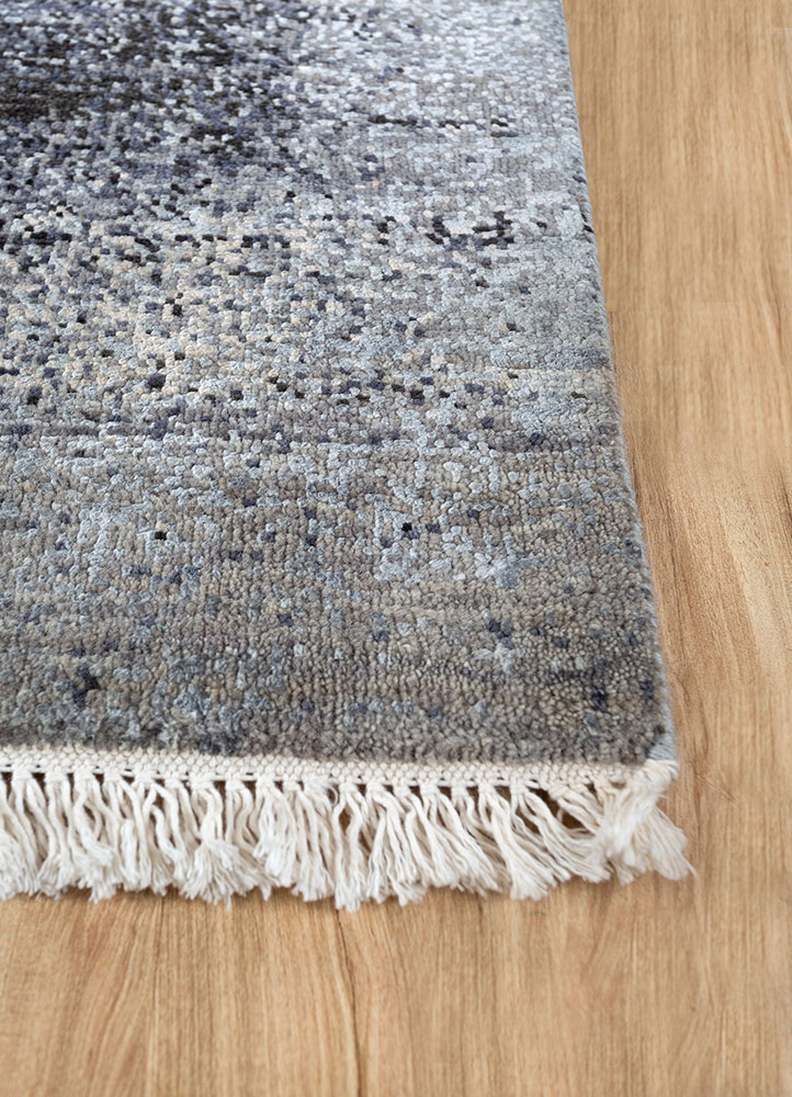 entropy ivory wool and silk hand knotted Rug - Corner
