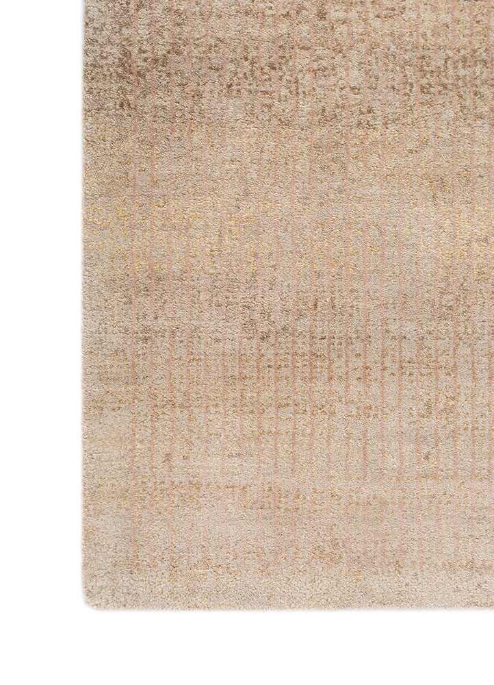azalea ivory wool and silk hand knotted Rug - Corner