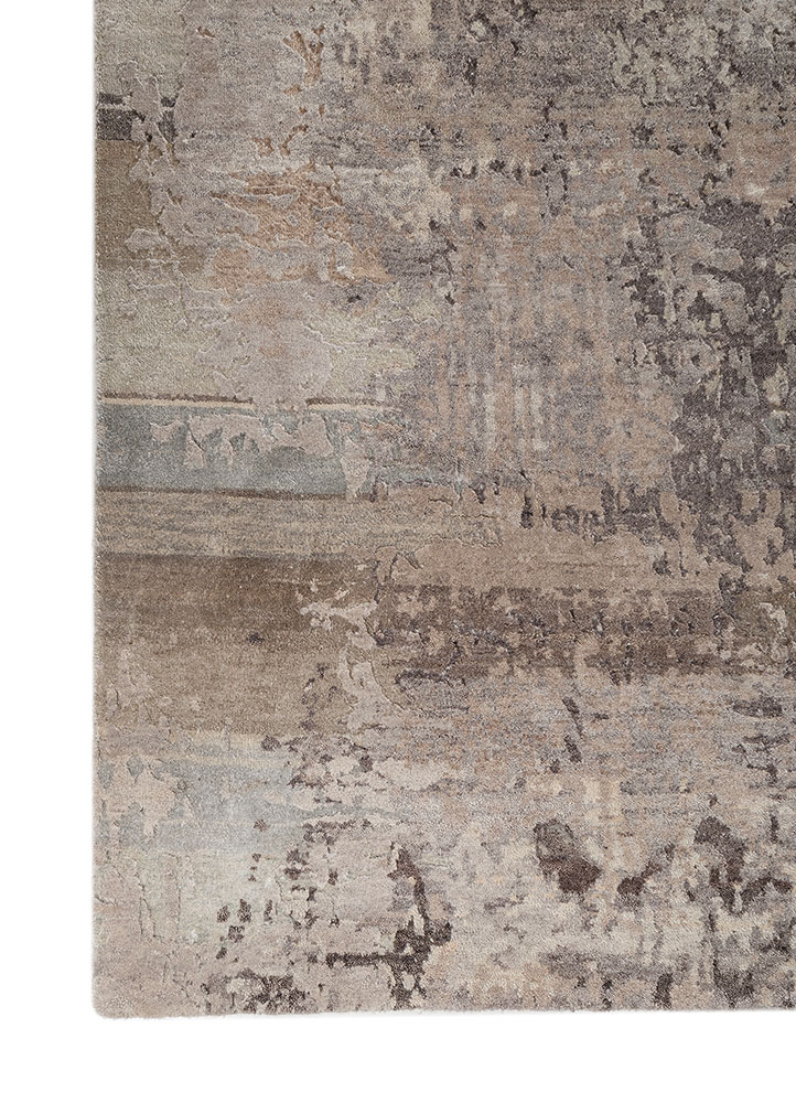aprezo beige and brown wool and silk hand knotted Rug - Corner