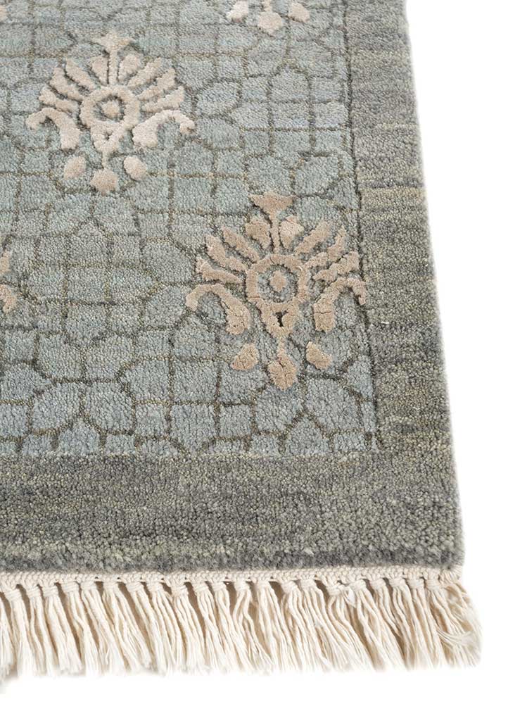 inde rose blue wool and silk hand knotted Rug - Corner