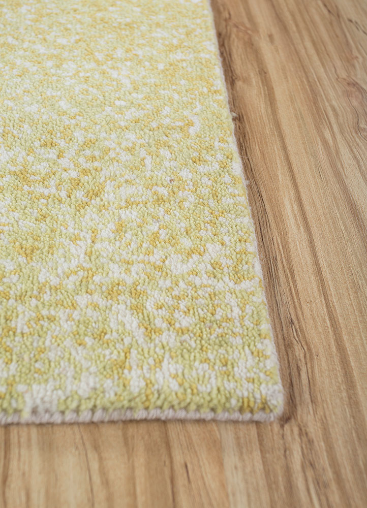 entropy green wool hand knotted Rug - Corner