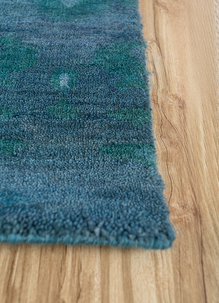 aprezo blue wool hand knotted Rug - Corner