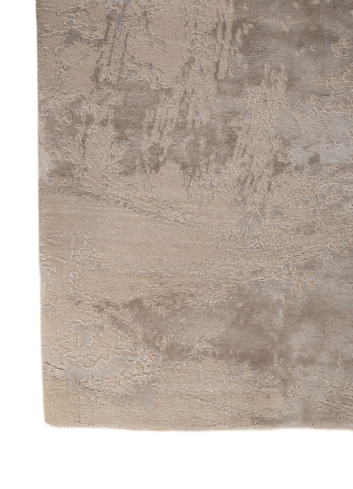 free verse by kavi ivory wool and bamboo silk hand knotted Rug - Corner