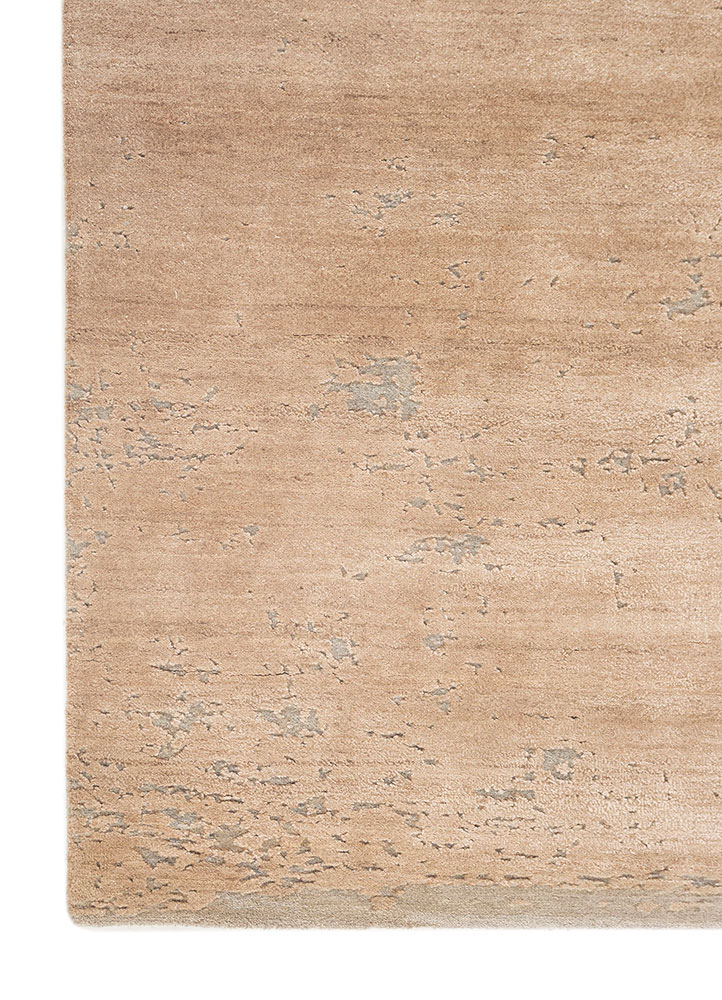 aprezo grey and black wool and bamboo silk hand knotted Rug - Corner