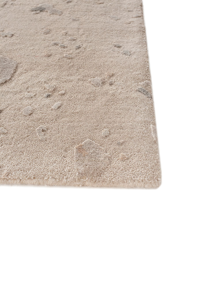 hidden by kavi ivory wool and bamboo silk hand knotted Rug - Corner