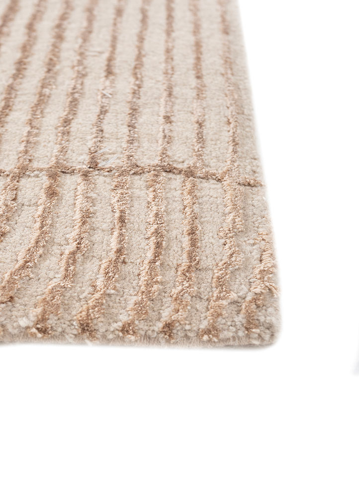 azalea ivory wool and bamboo silk hand knotted Rug - Corner