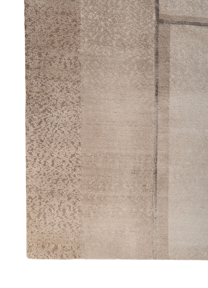 aakar by kavi ivory wool and bamboo silk hand knotted Rug - Corner