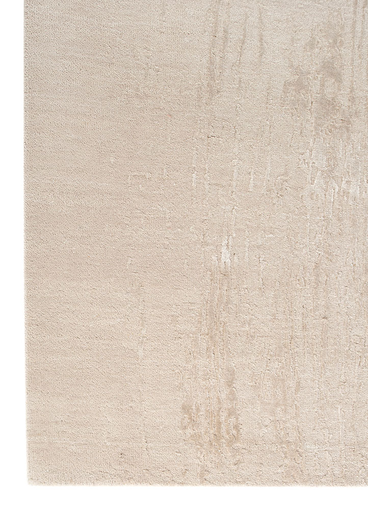 free verse by kavi ivory wool and bamboo silk hand knotted Rug - Corner