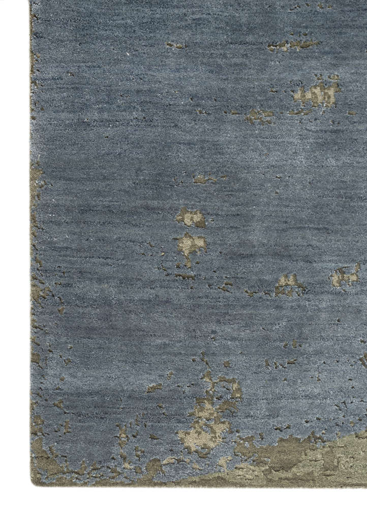 unfold by kavi green wool and bamboo silk hand knotted Rug - Corner