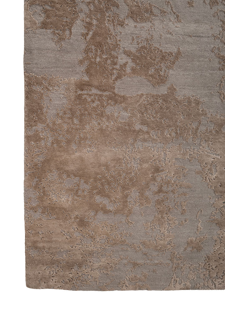 project error by kavi grey and black wool and bamboo silk hand knotted Rug - Corner