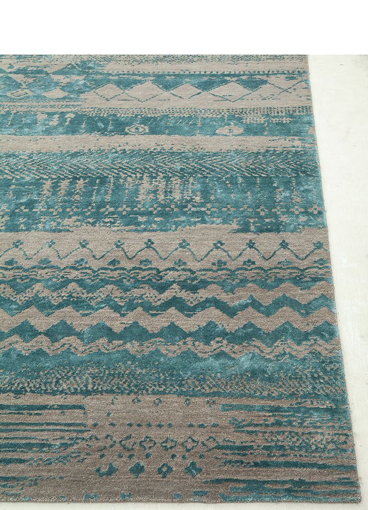 project error by kavi grey and black wool and bamboo silk hand knotted Rug - Corner