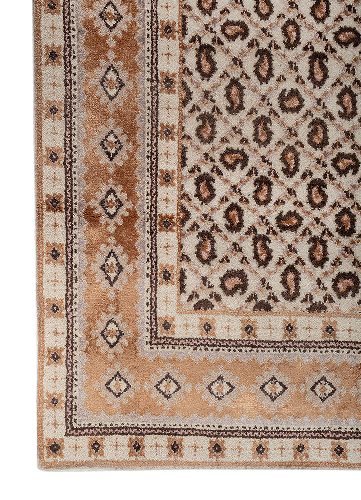 gilded age ivory wool and bamboo silk hand knotted Rug - Corner