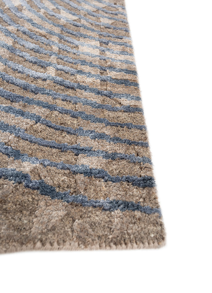 aakar by kavi grey and black wool and bamboo silk hand knotted Rug - Corner