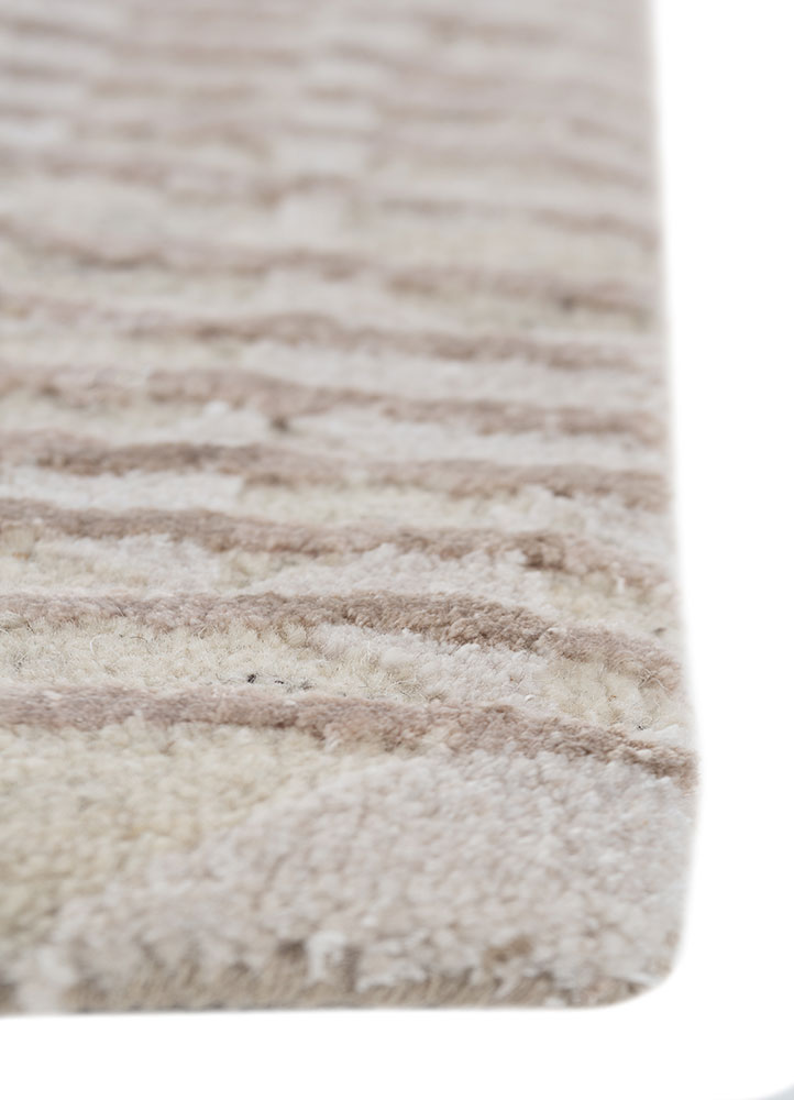 aakar by kavi ivory wool and bamboo silk hand knotted Rug - Corner