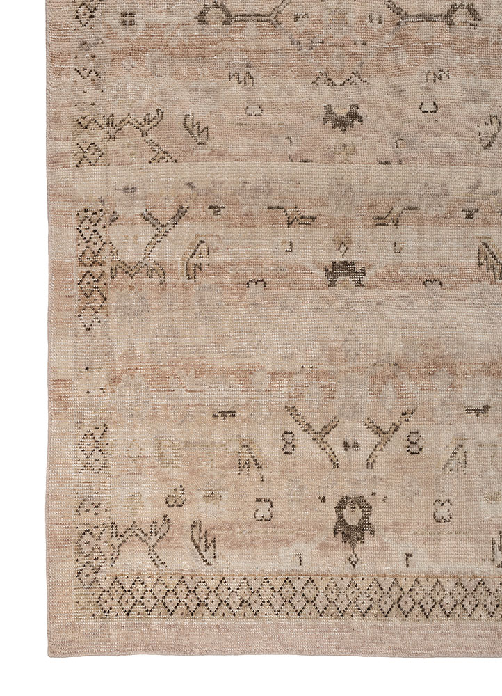 erbe pink and purple wool hand knotted Rug - Corner