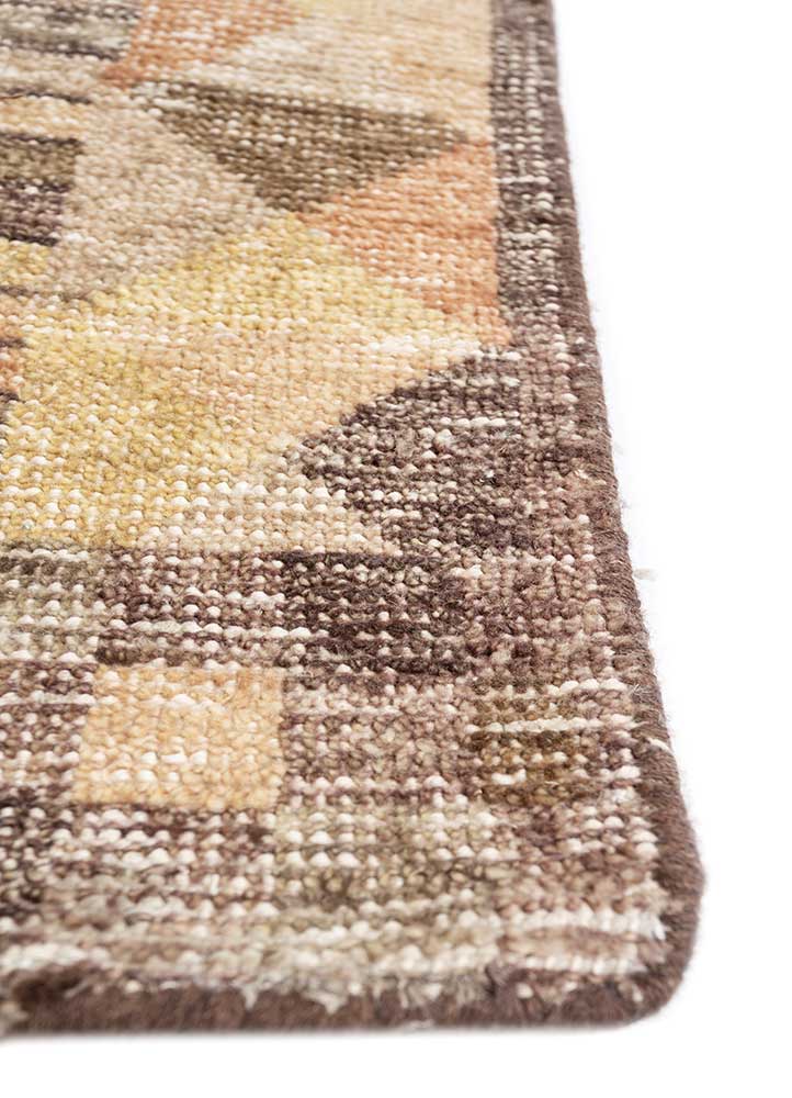 erbe beige and brown wool hand knotted Rug - Corner