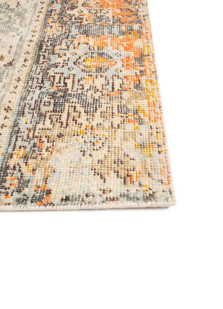 erbe ivory wool hand knotted Rug - Corner