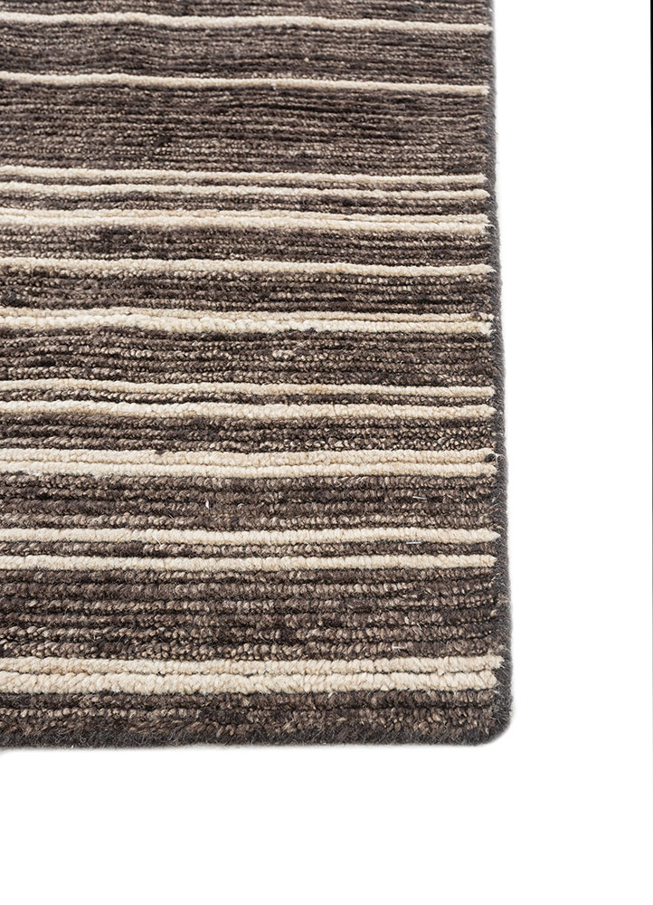 saga blue wool hand loom Rug - Corner