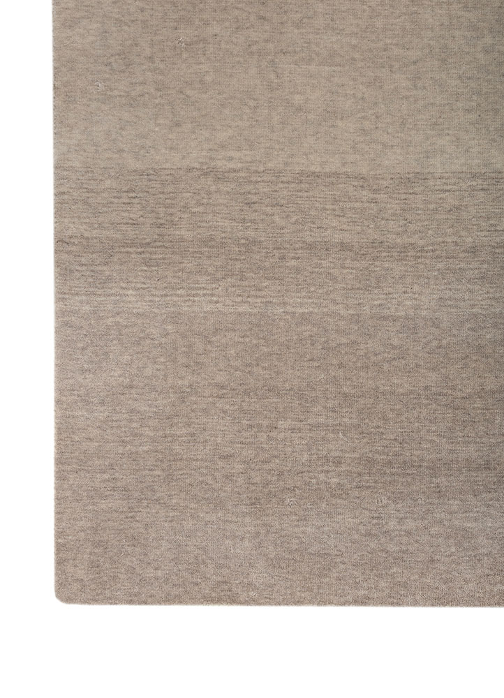 saga pink and purple wool hand loom Rug - Corner