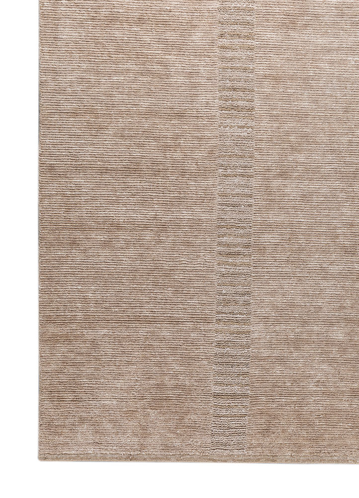 saga beige and brown wool hand loom Rug - Corner