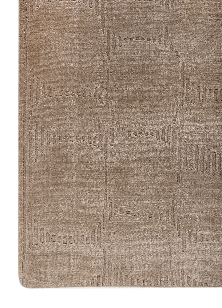 saga beige and brown wool hand loom Rug - Corner