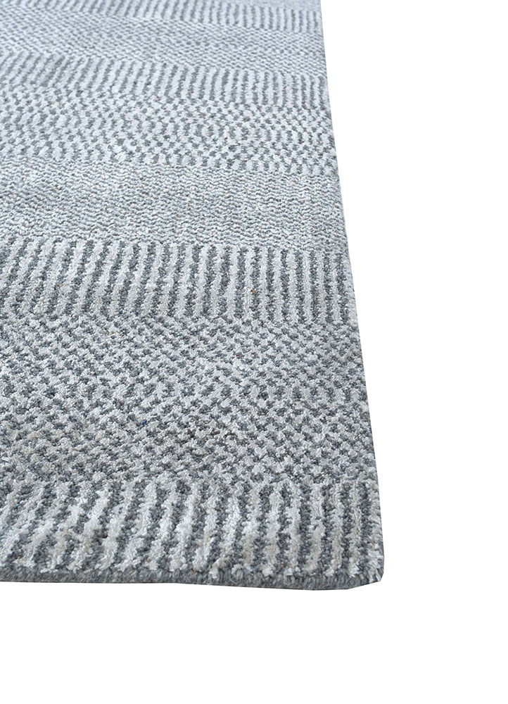 basis blue wool and viscose hand loom Rug - Corner