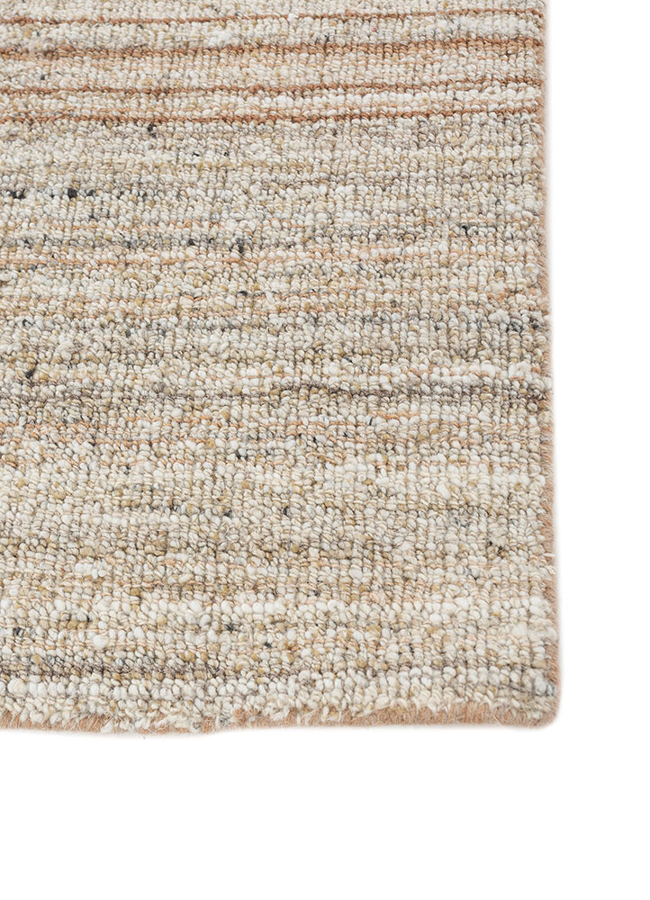 saga red and orange wool and viscose hand loom Rug - Corner