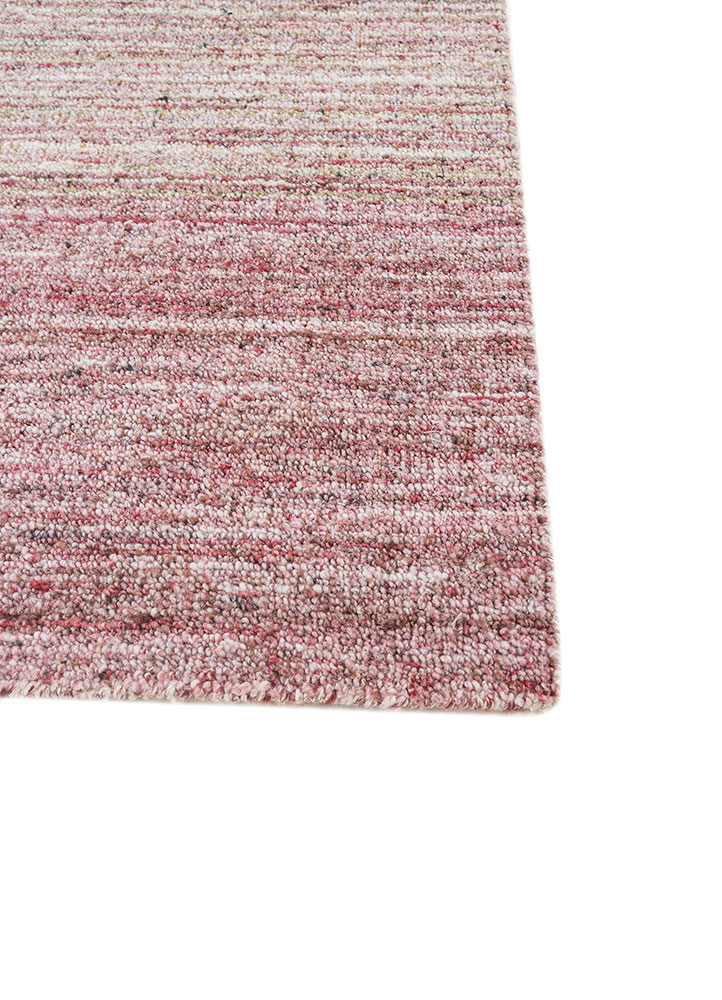 saga red and orange wool and viscose hand loom Rug - Corner