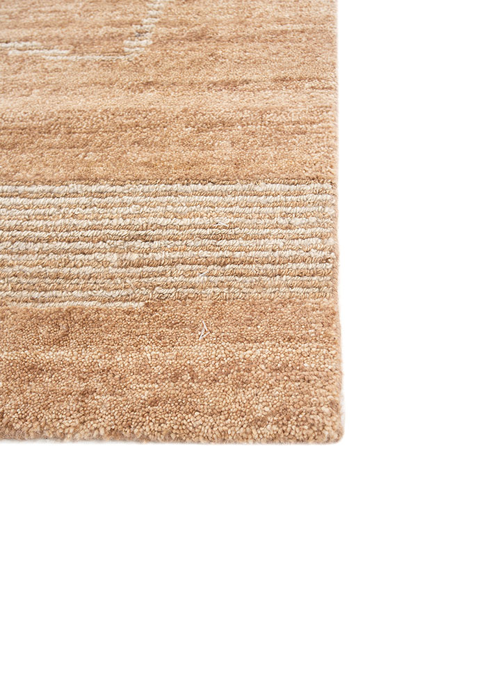 manifest red and orange wool hand knotted Rug - Corner