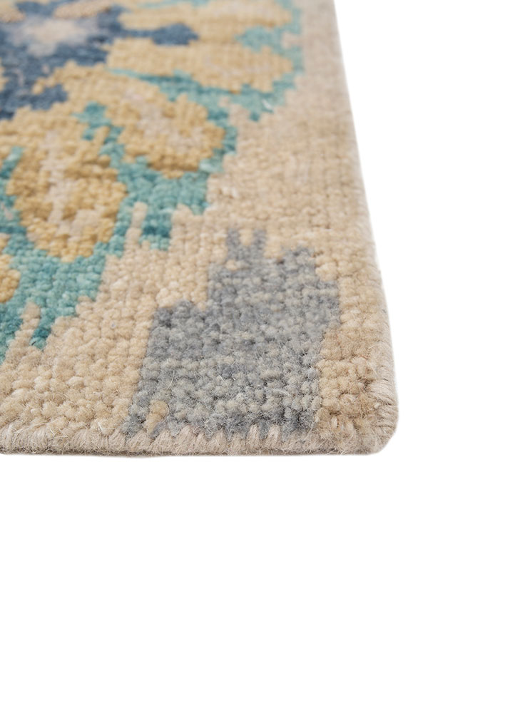 savana ivory wool hand knotted Rug - Corner